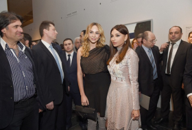 La Première Dame d’Azerbaïdjan présente à l’ouverture de l’exposition à Moscou - PHOTOS